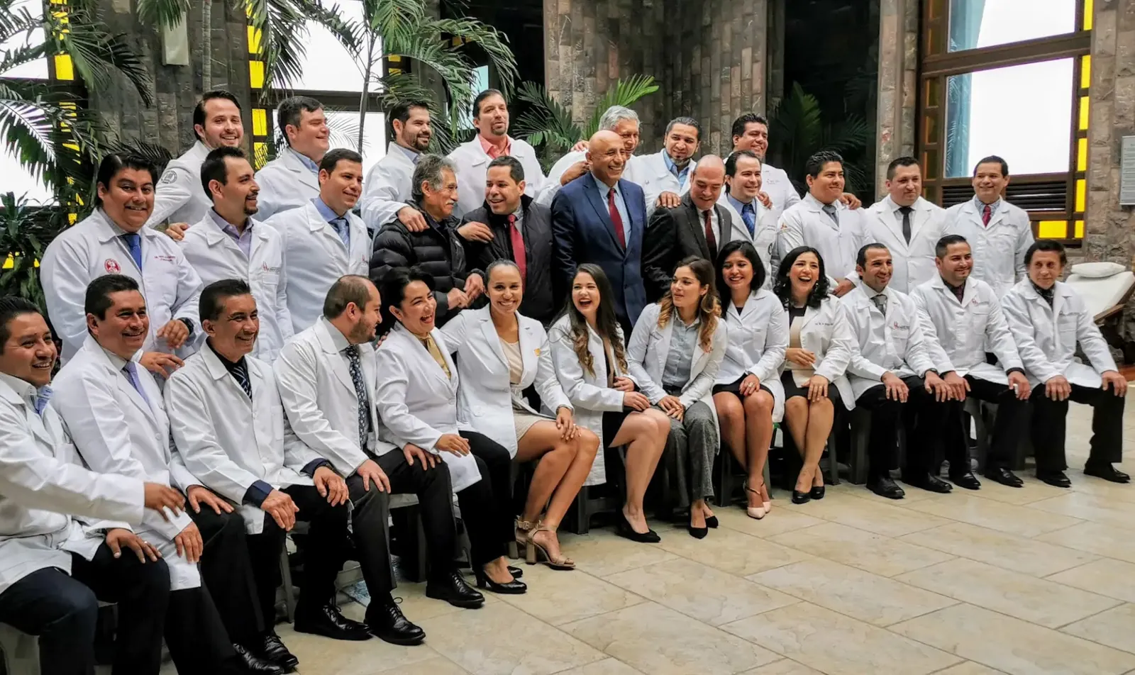 Reunión académica de una generación de médicos del Instituto Mexicano de Flebología