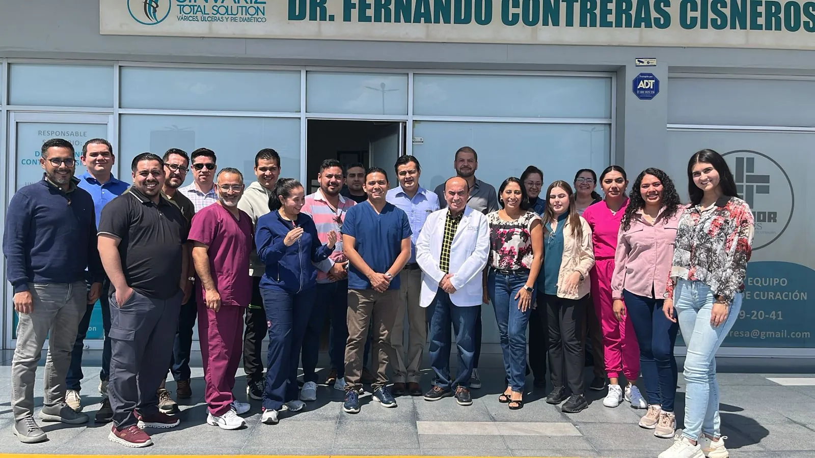 Curso práctico de flebología del Instituto Mexicano de Flebología con médicos participantes